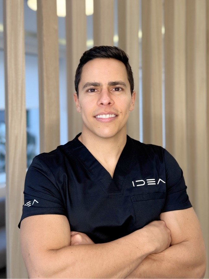 Dr. Eloy Bustamante, oral and maxillofacial surgeon