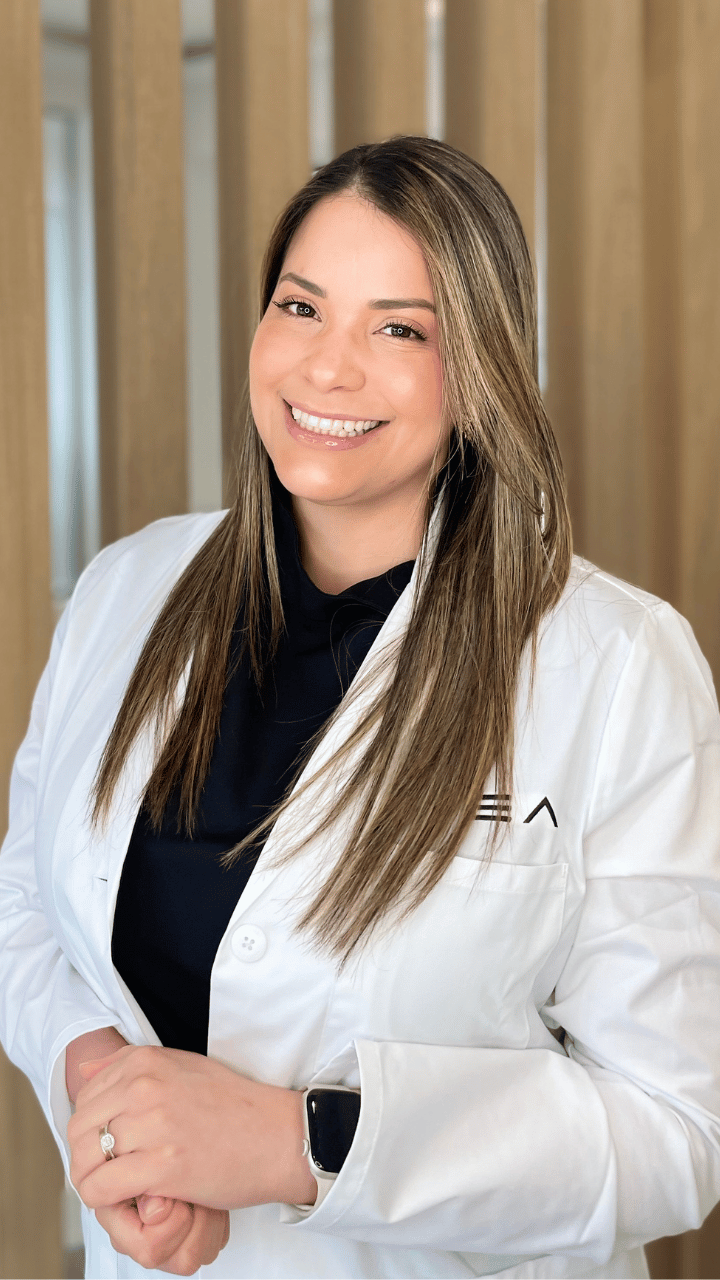 Dra. Mariángel Benítez, médico estético especializada en estética facial en Clínica Dental IDEA, Retiro Madrid