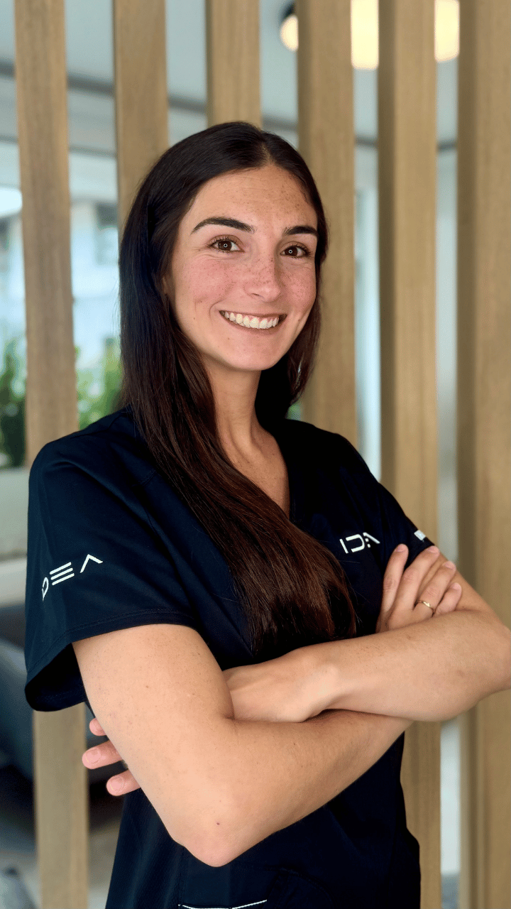 Dra. Rocío Fernández de Caleya, odontóloga general especializada en odontología digital en Clínica Dental IDEA, Retiro Madrid