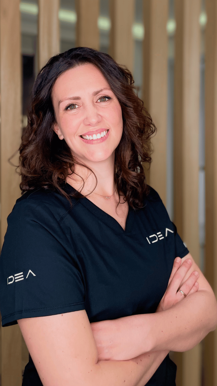 Dra. Ruth Gómez, ortodoncista especialista en ortodoncia invisible y odontopediatría en Clínica IDEA, Retiro Madrid