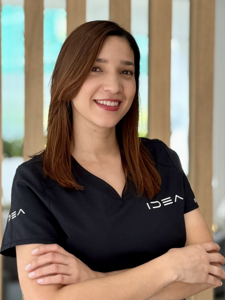 fernanda-hernandez-higienista-bucodental-auxiliar-enfermeria-madrid
